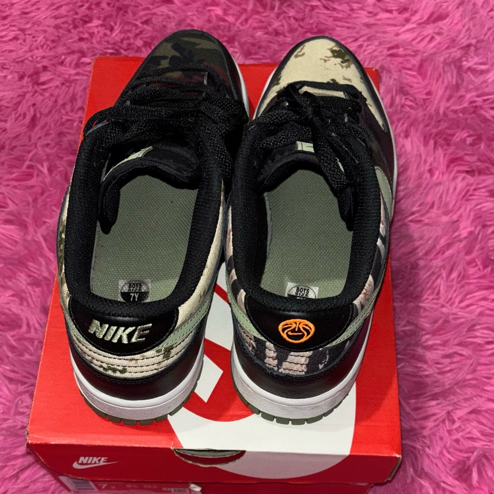 **SOLD**Nike Dunk Low Crazy Mult-Camo Sneakers - Picture 4 of 5